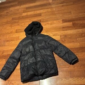 Old Navy Black puffer winter jacket Sz 14/16 boy